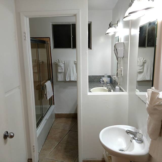 3 Bedroom Deluxe Suite